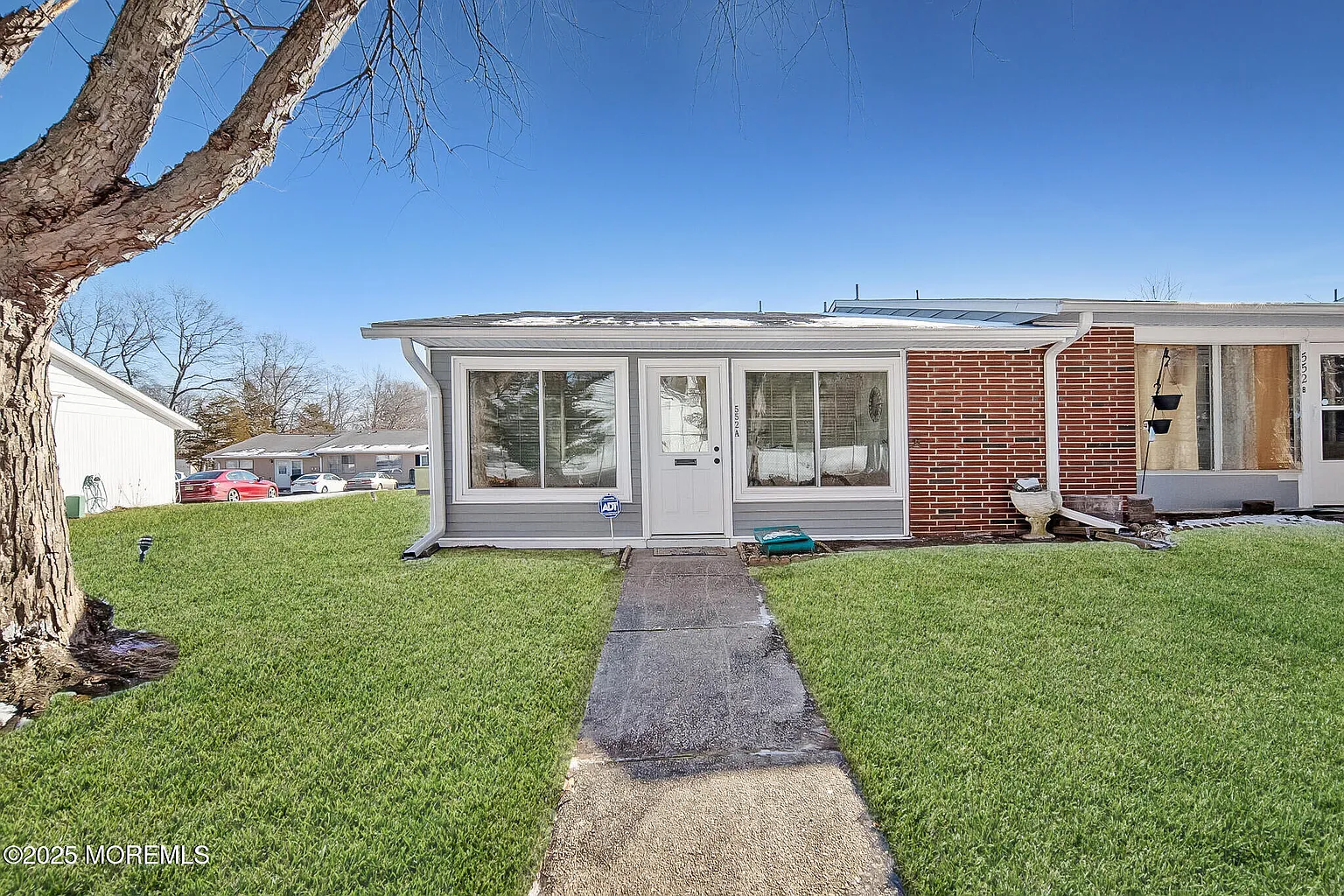552A Sheffield Court photo 1