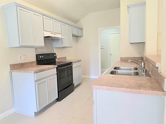 5th image of 2947 Appaloosa Dr