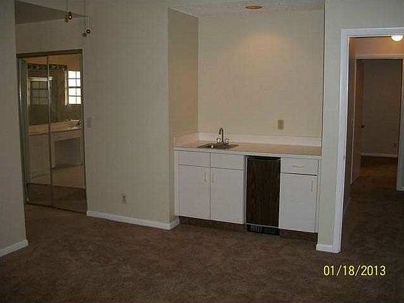 5th image of 11461 Lakeview Dr #8A