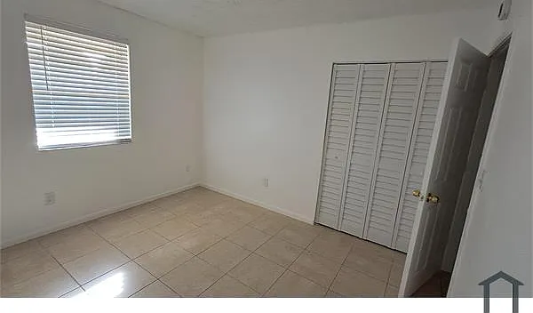 20 SW 12th Ave — Photo 8