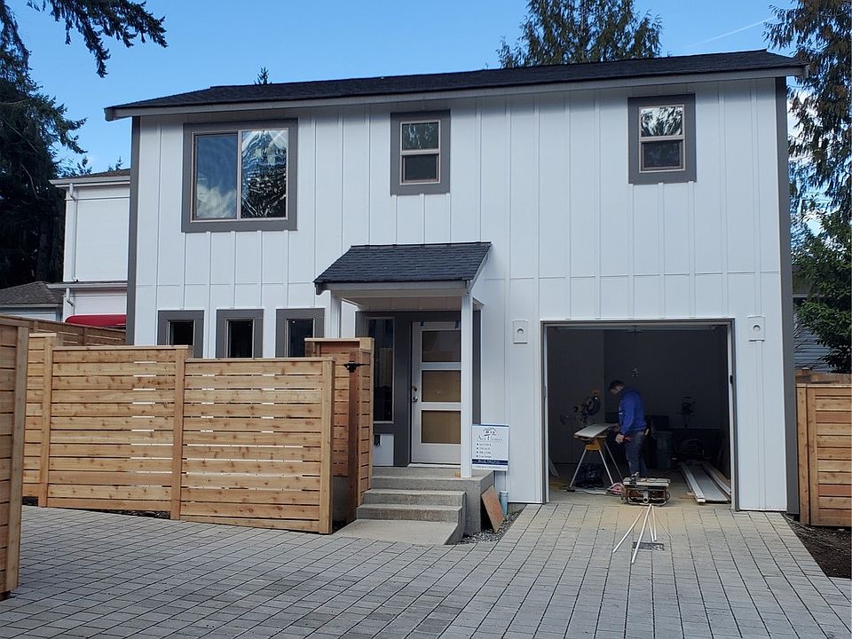 1st image of 11358 23rd Avenue NE #1
