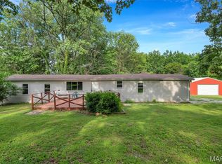 335 Burr Oak Rd, Foley, MO 63347