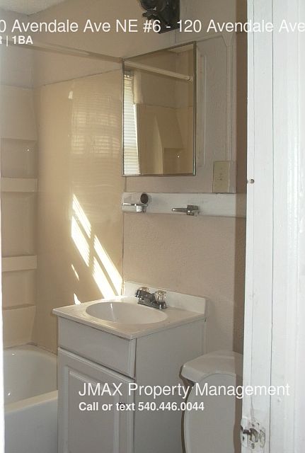 2nd image of 120 Avendale Ave NE APT 6