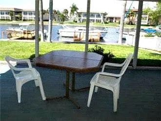 2 bed, 928 sqft, $1,895 — Photo 3