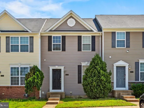 21760D Winter Bloom Ln, Lexington Park, MD 20653