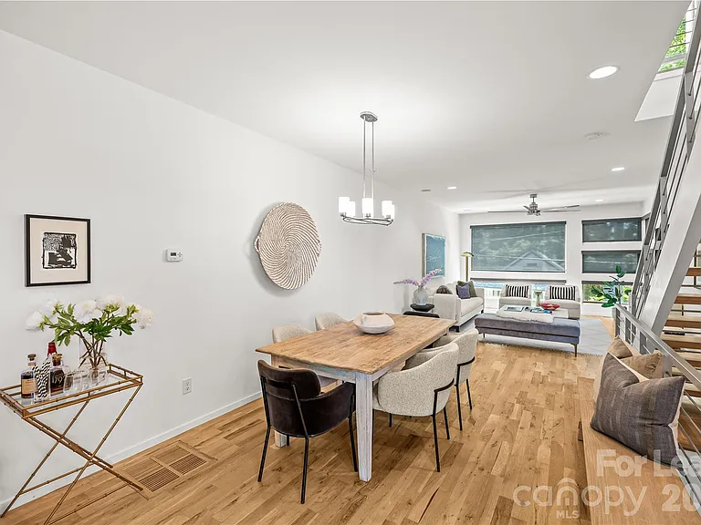 918 Greenleaf Ave — Photo 20