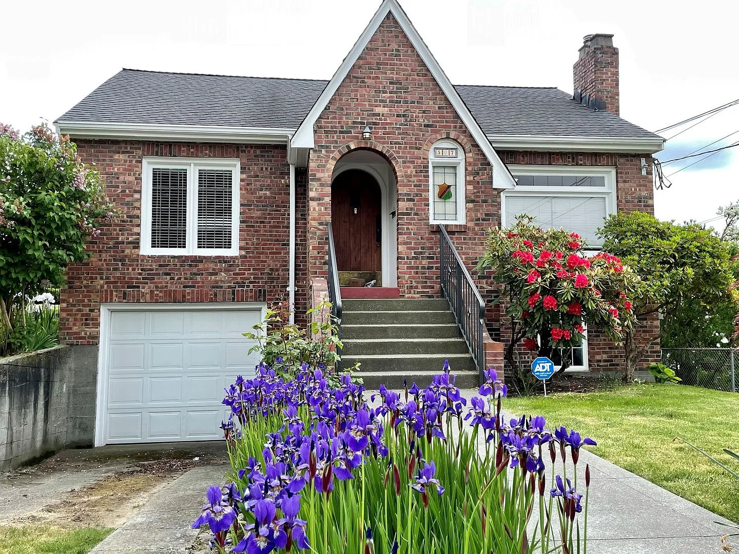 5bd/4ba Seattle Home — Photo 1