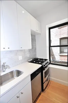 Rented by Buchbinder & Warren | media 13