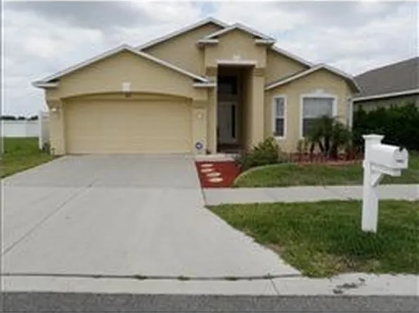 802 Barclay Wood Dr, Ruskin, FL 33570