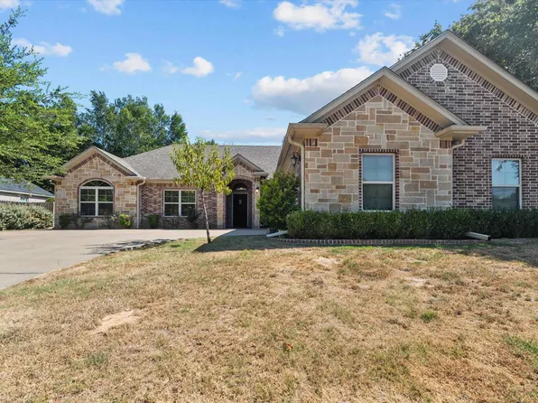 15682 Regian Dr, Lindale, TX 75771