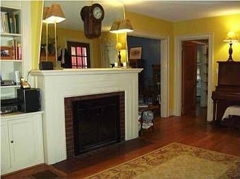 2nd image of 316 Lancaster Ave