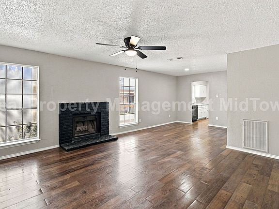 5th image of 2427 Indigo Ln