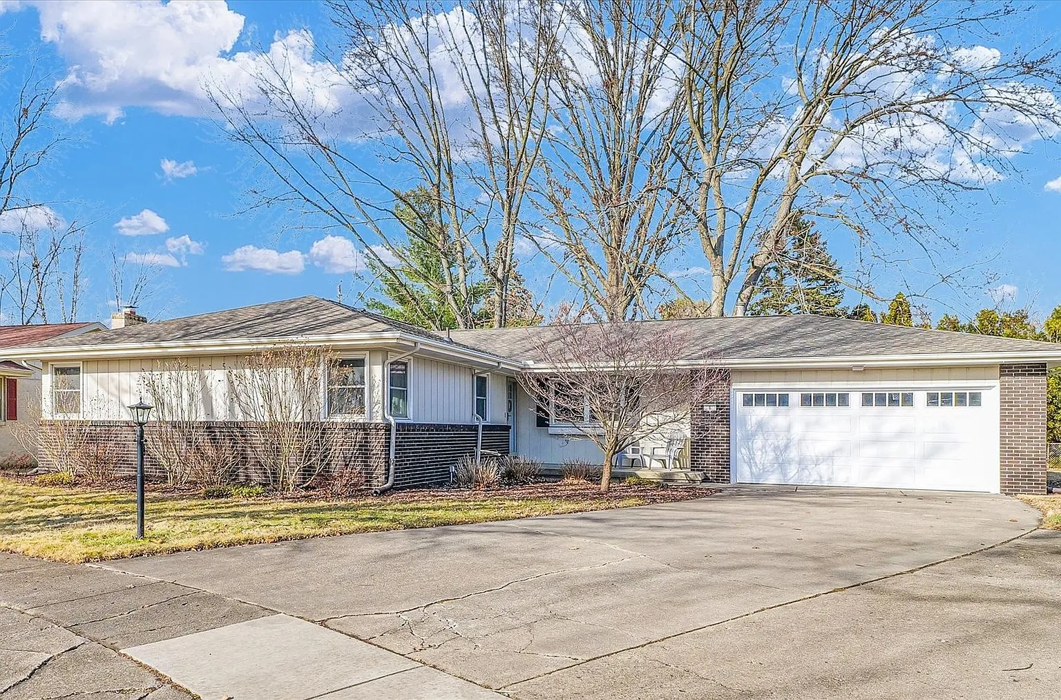 6 Canterbury Ct photo 1