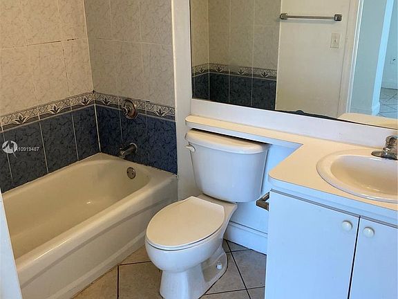 3rd image of 2734 Bird Ave APT 212
