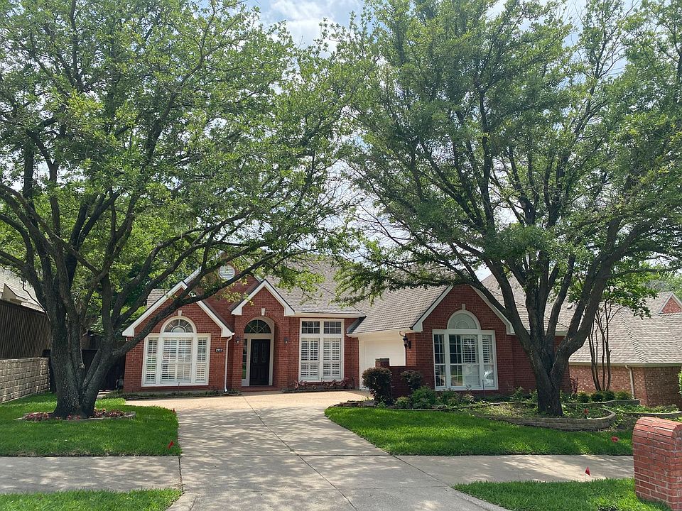 1st image of 2717 Northview Dr