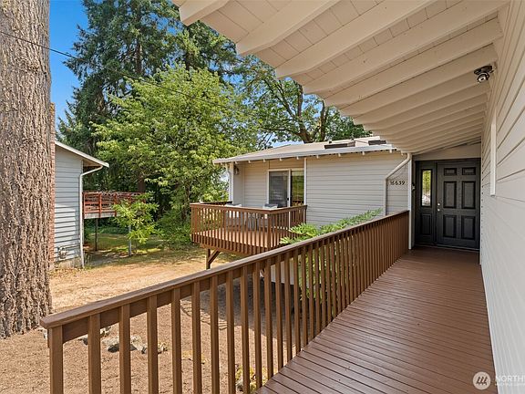 3rd image of 16639 SE 26th Place