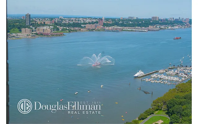 Sold by Douglas Elliman | media 25