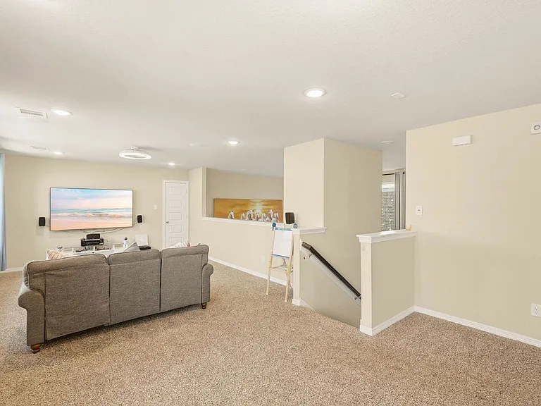 812 Coronado Terrace Ln — Photo 18