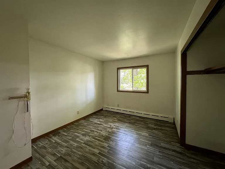 1512 Birch Ave — Photo 6