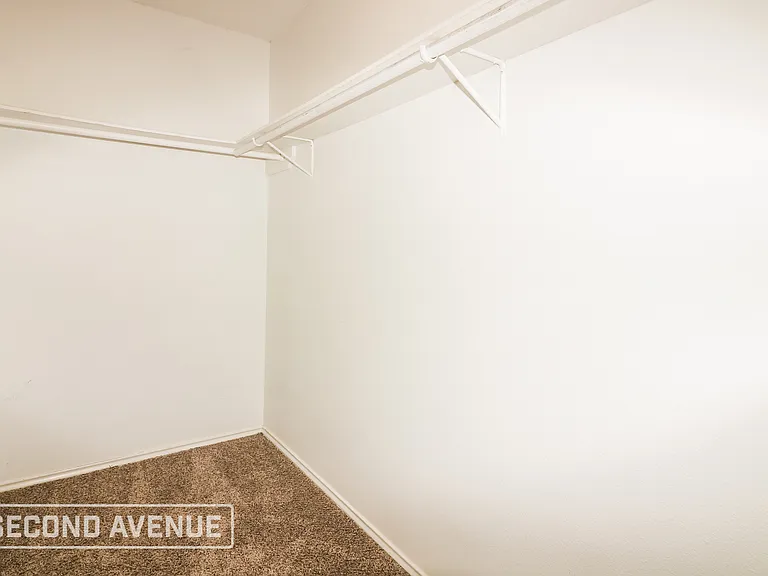1017 La Mirada — Photo 18
