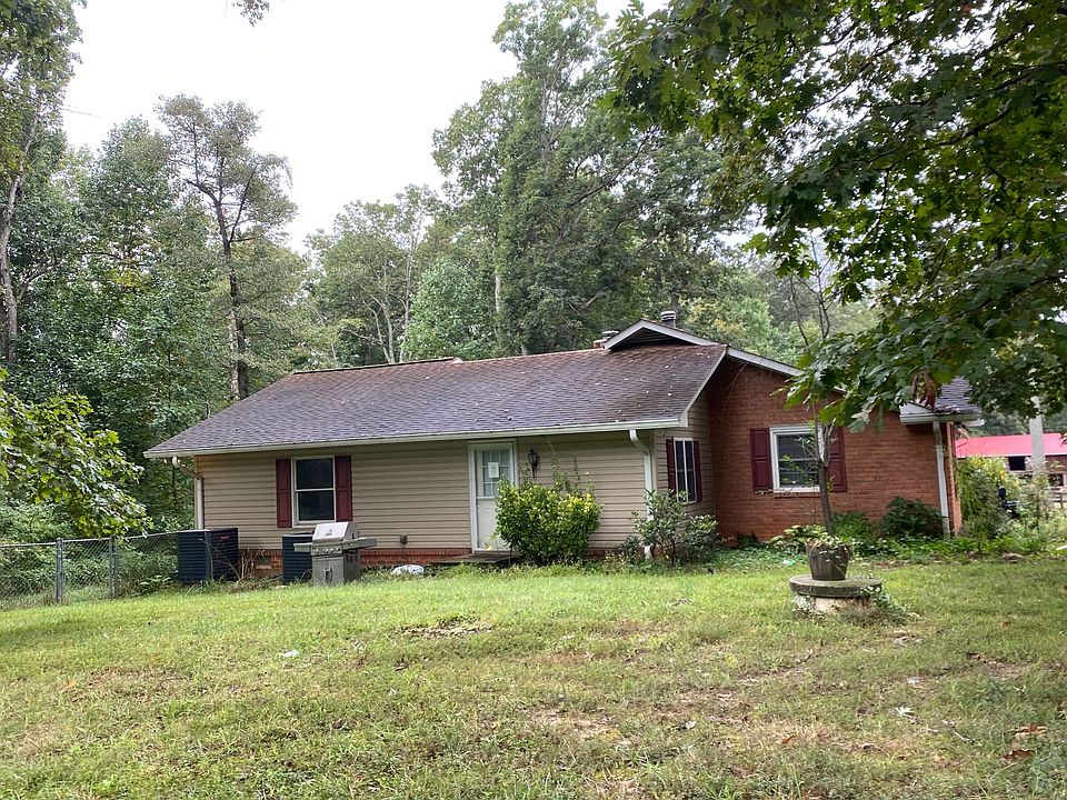 2nd image of 13402 Hilliard Ct