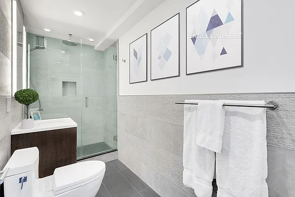 Sold by Engel & Völkers New York Real Estate | media 16