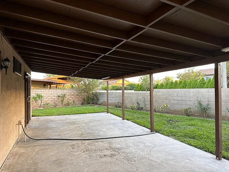 11544 Fernwood Ave — Photo 8