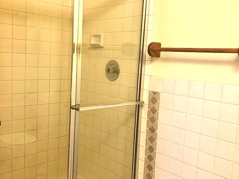 6617 W Tropicana Ave #201 — Photo 9