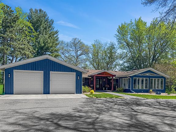 4th image of 611 N Moonlight Drive