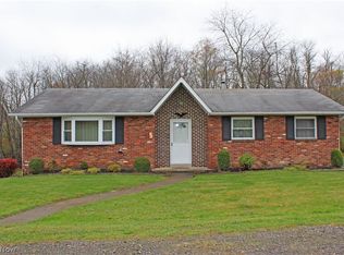 92 Shaffer Ln, New Cumberland, WV 26047