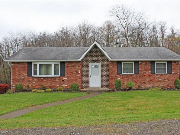 92 Shaffer Ln, New Cumberland, WV 26047