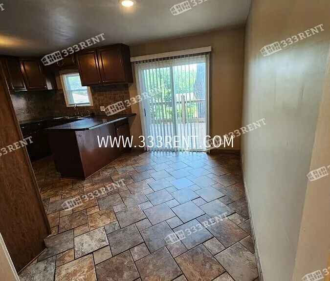 8411 Marty St — Photo 4