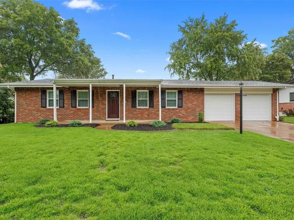 12549 Starspur Ln, Saint Louis, MO 63146