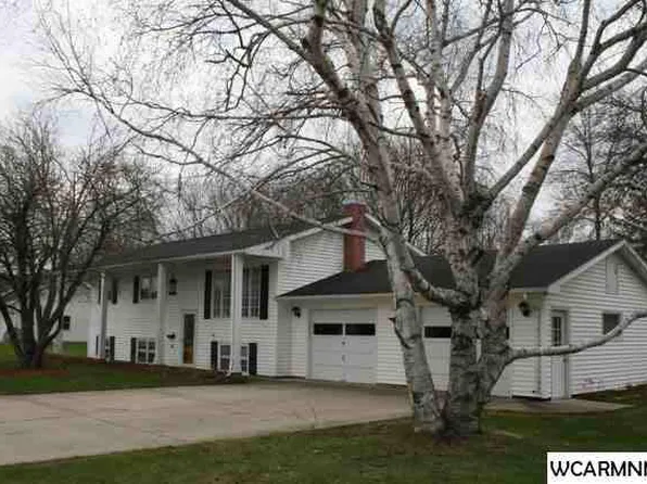 307 Park Ave E, Olivia, MN 56277