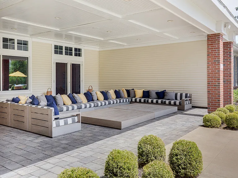 Residences at Tewksbury Commons — Photo 11