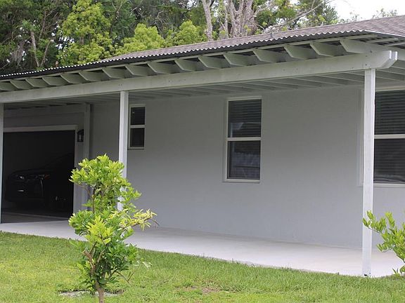 5th image of 820 Pecan Ave