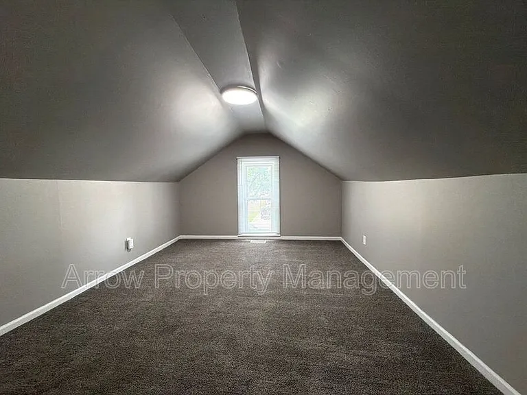 2234 Dudley St — Photo 9