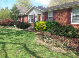 1873 Harriet Dr, Clarksville, TN 37040