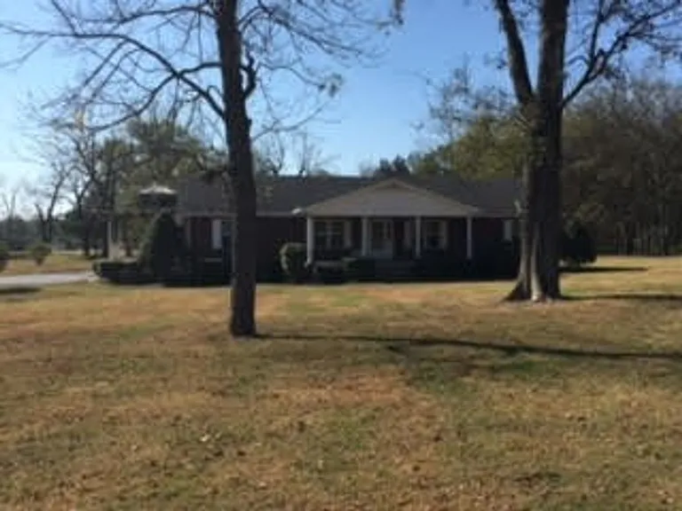 7744 Coles Ferry Pike — Photo 1