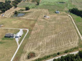 22141 Summers Rd, Summers, AR 72769
