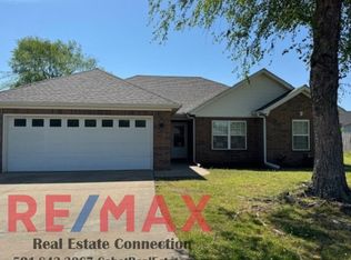 15 Applewood Cv, Cabot, AR 72023