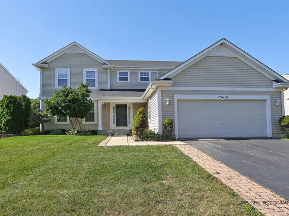 25619 W Bluestem Rd, Round Lake, IL 60073