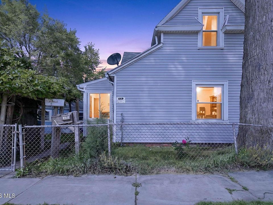 1st image of 705 Leonard St