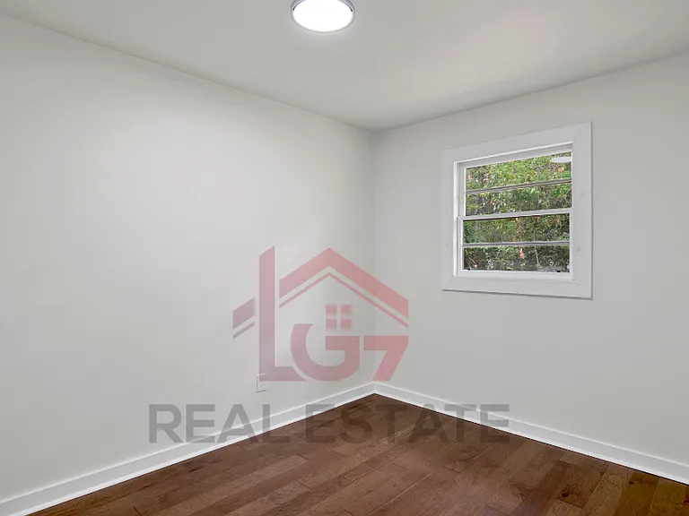 6100 Lorma Rd — Photo 16