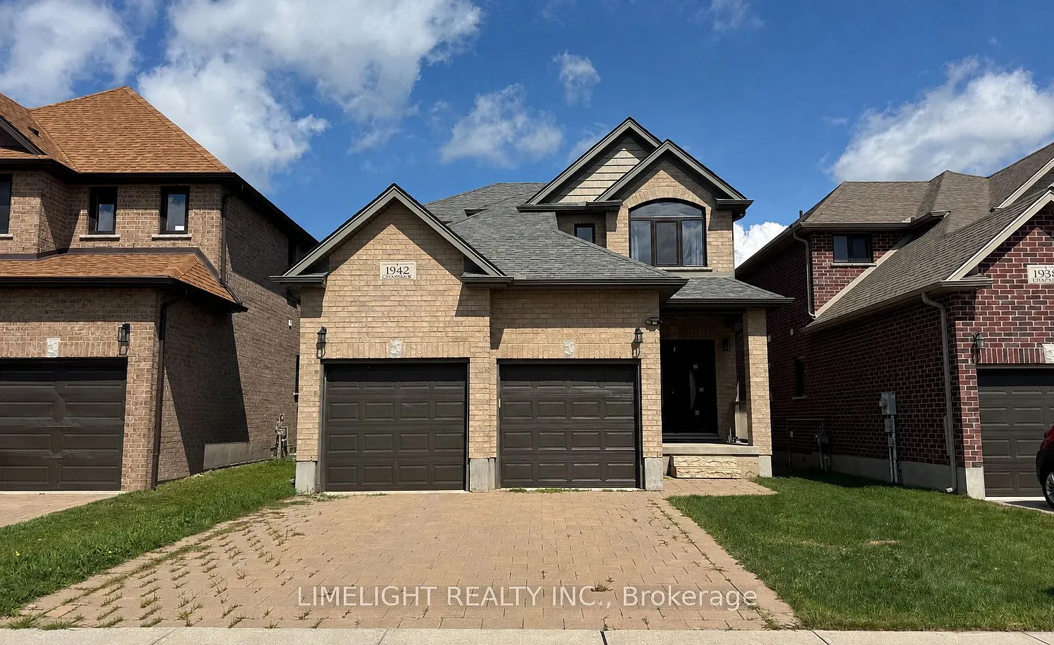 3 bed, $3,000 — Photo 1