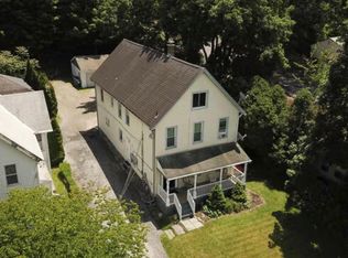 3 White St, Highland, NY 12528
