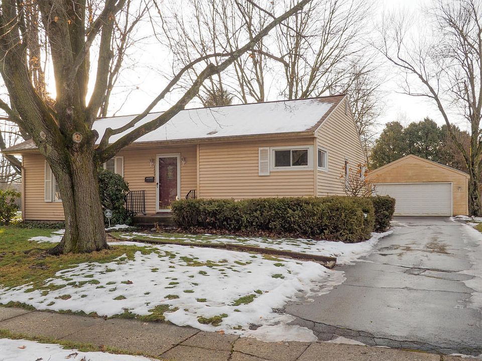 1st image of 3609 Canterbury Ave