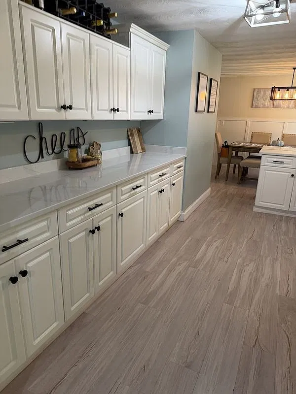 3 bed, 1.5 bath, 1700 sqft, $3,750 — Photo 4