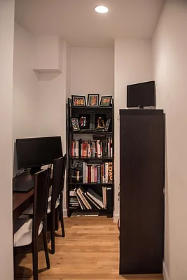 Sold by Luminous Realty | media 28