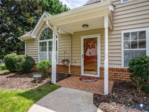 627 Hazeltine Ct, North Chesterfield, VA 23236